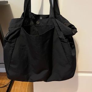 Black Lululemon nylon tote